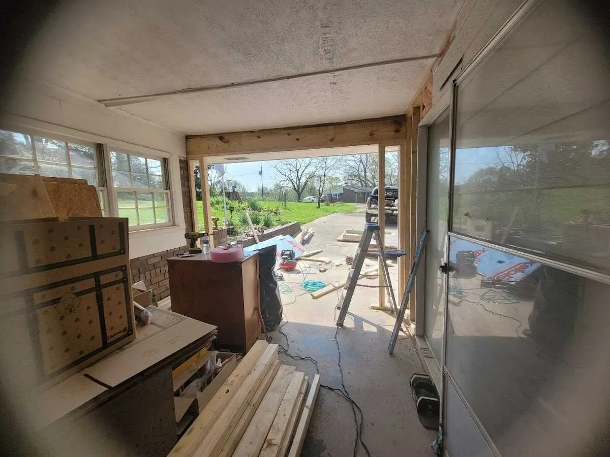 Air movers and dehumidifier for Water Mitigation Services in Cayce